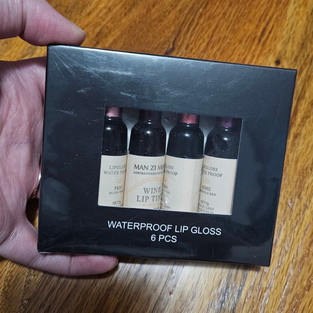 Man ZI Miao Wine lippies Lip Gloss 6PCS Set ~ Novelty ~ Gifting ~ Asian Fashion